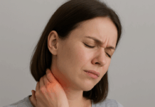 현대인 목 통증, 두 가지 주요 원인에 주목하다